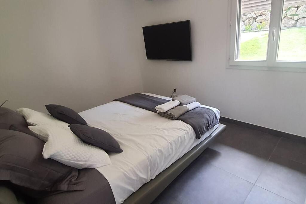 La Bonne Etoile Marseille ! Hebergement Romantique ! Jacuzzi Et Piscine 外观 照片